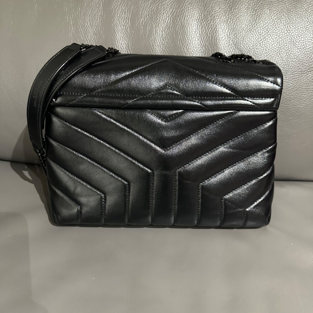 Yves Saint Laurent Black Quilted Leather Chain Shoulder Bag - Picture 10 of 16